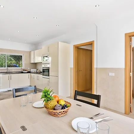 Helene Norvilla - Luxury Walkable To Shops, Restaurants, Heated Pool, Close To Gale בית נופש גיאה